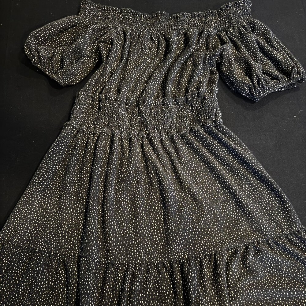 Women's Smocked Off the Shoulder Express Dress with Spotted Pattern